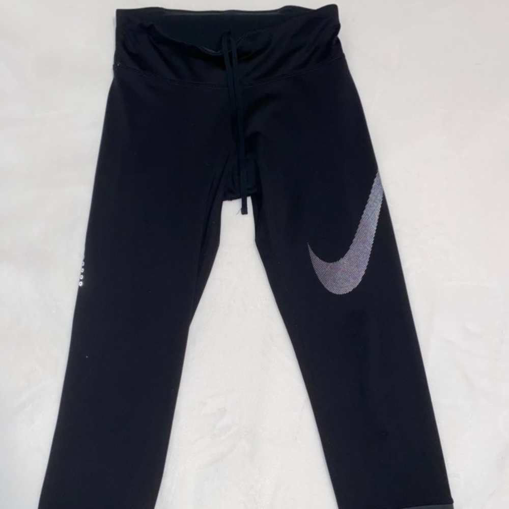 NIKE dry fit leggings
